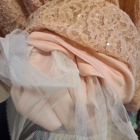 SLNY Lace A-line dress 8P - Picture 5 of 9